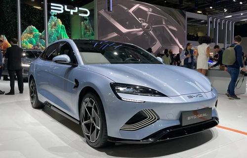 Vânzările producătorului chinez de vehicule electrice BYD au crescut cu 62% în 2023
